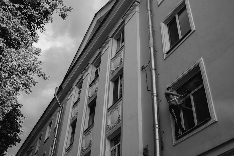 Ремонт окон — процесс оказания услуги специалистом